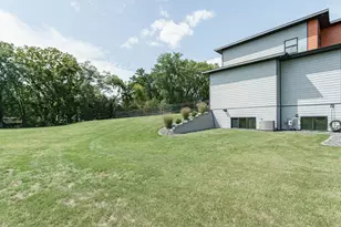 5921 N Sessler Ct, Harmony, WI 53563 - Photo 6