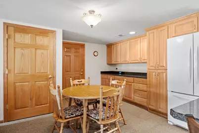 807  Madison Ave, Howards Grove, WI 53083 - Photo 4