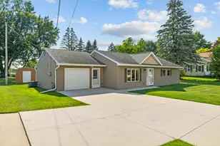 807 Madison Ave, Howards Grove, WI 53083 - Photo 20