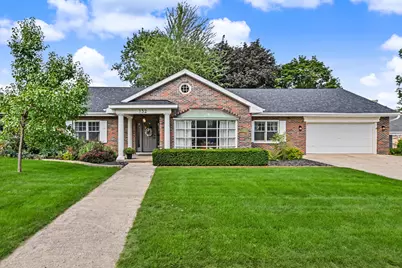 132  Duane St, Burlington, WI 53105 - Photo 2