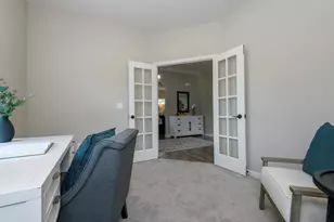 466 Bleeker St, Delafield, WI 53018 - Photo 10