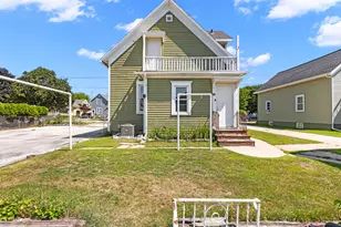 1030 S 25th St, Manitowoc, WI 54220 - Photo 12
