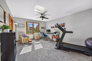 4370 W Carmel Dr, Franklin, WI 53132 - Photo 26