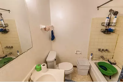 1943 W Kneeland St, Milwaukee, WI 53205 - Photo 4