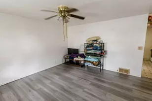 1943 W Kneeland St, Milwaukee, WI 53205 - Photo 2