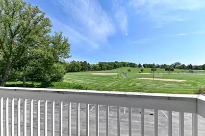 1352  Meadowcreek Dr #F, Pewaukee, WI 53702 - Photo 14