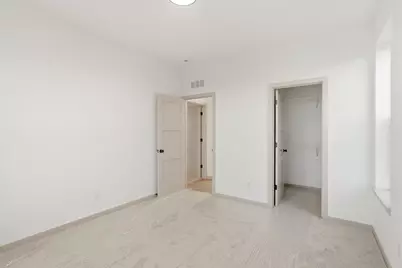1322  Scotsland Ln, Oconomowoc, WI 53066 - Photo 34