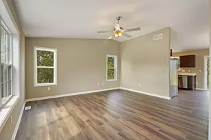 336 Parker Dr, Genoa City, WI 53128 - Photo 4