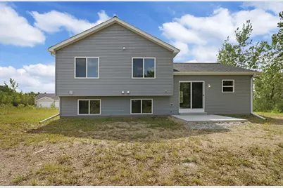 336  Parker Dr, Genoa City, WI 53128 - Photo 12