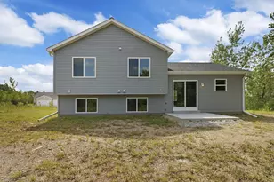 336 Parker Dr, Genoa City, WI 53128 - Photo 12