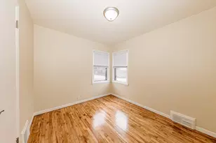 4234 N 29th St, Milwaukee, WI 53216 - Photo 8