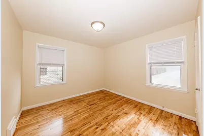 4234 N 29th St, Milwaukee, WI 53216 - Photo 10