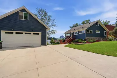 5601  Scenery Dr, Racine, WI 53185 - Photo 36