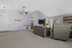 8042 41st Ave, Kenosha, WI 53142 - Photo 6