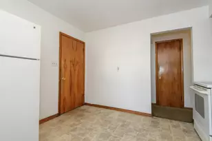 10138 W Montana Ave, West Allis, WI 53227 - Photo 8