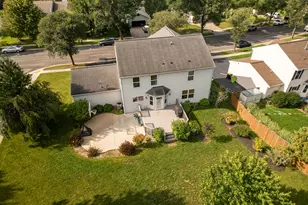 1266 Kennedy Dr, Hartford, WI 53027 - Photo 32