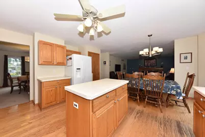 1266  Kennedy Dr, Hartford, WI 53027 - Photo 2