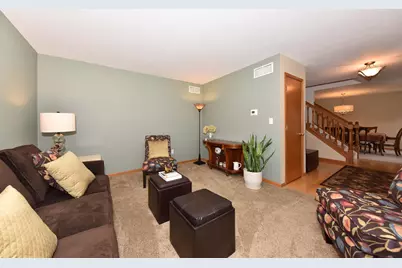 1266  Kennedy Dr, Hartford, WI 53027 - Photo 4