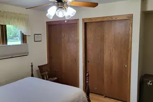 3715 Sherrie Ln, Racine, WI 53405 - Photo 4