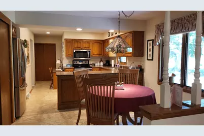 3715  Sherrie Ln, Racine, WI 53405 - Photo 16