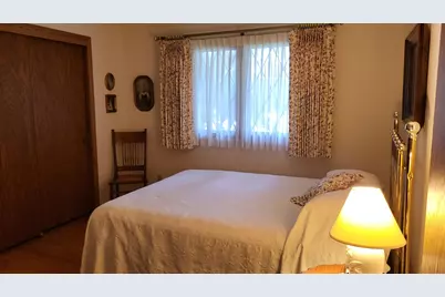 3715  Sherrie Ln, Racine, WI 53405 - Photo 10