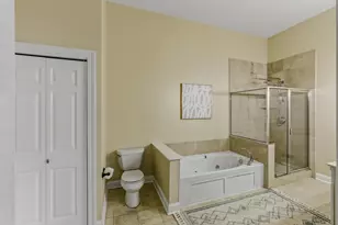 1888 N Water St, Milwaukee, WI 53202 - Photo 14