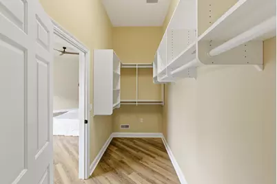 1888 N Water St #101, Milwaukee, WI 53202 - Photo 20