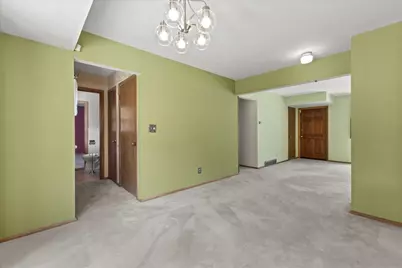 2310  Guinevere Dr, Brookfield, WI 53045 - Photo 8