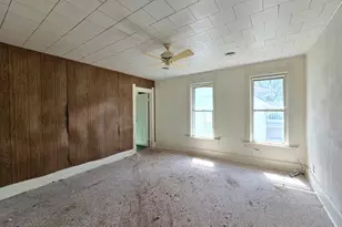 130 S 7th Ave, West Bend, WI 53095 - Photo 20
