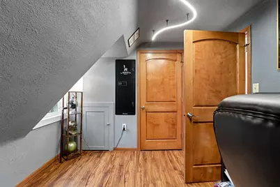 10529 W Villard Ave, Milwaukee, WI 53225 - Photo 26