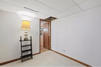 5788 N Milwaukee River Pkwy, Glendale, WI 53209 - Photo 20