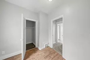 2911 N 6th St, Milwaukee, WI 53212 - Photo 32