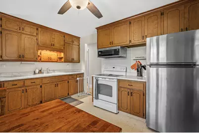 1411  Manitowoc Ave, South Milwaukee, WI 53172 - Photo 6