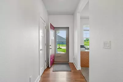 2123  Summerset Dr, Racine, WI 53406 - Photo 8