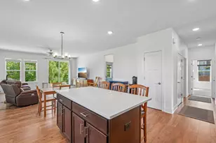2123 Summerset Dr, Racine, WI 53406 - Photo 18