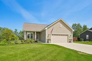 2123 Summerset Dr, Racine, WI 53406 - Photo 38