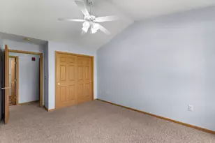4226 Taylor Harbor -, Racine, WI 53403 - Photo 32