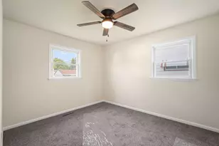 3211 S 68th St, Milwaukee, WI 53219 - Photo 12