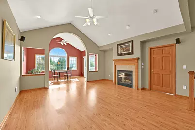 635  Darcy Ln #24, Whitewater, WI 53190 - Photo 4