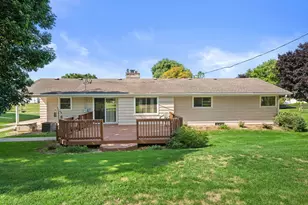 1940 S Parkwood Ln, New Berlin, WI 53151 - Photo 30