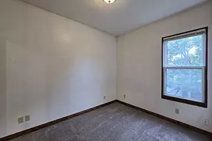 3726 W Dorothy Pl, Milwaukee, WI 53215 - Photo 26