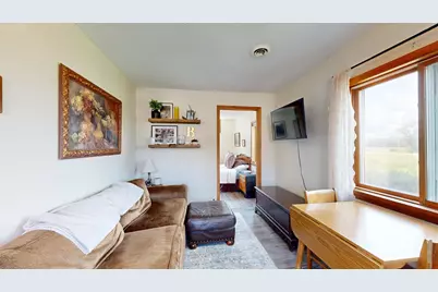 200  Swan St, Genoa, WI 54632 - Photo 8