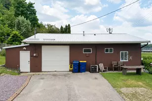 200 Swan St, Genoa, WI 54632 - Photo 28