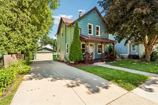 438 Pleasant Ave, Hartford, WI 53027 - Photo 1