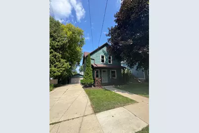 438  Pleasant St, Hartford, WI 53027 - Photo 1