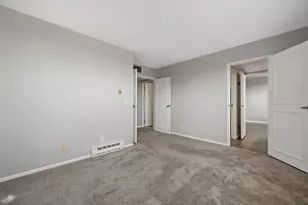 425 W Willow Ct, Fox Point, WI 53217 - Photo 12