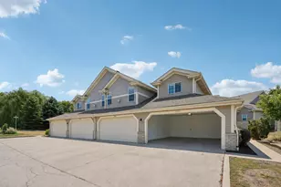 2790 Hidden Dr, Saint Francis, WI 53235 - Photo 2
