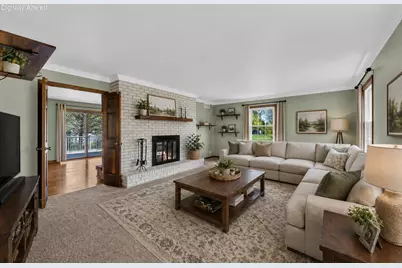 7  Sprucewood Ct, Racine, WI 53402 - Photo 6