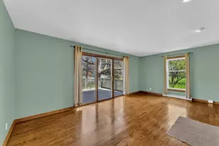 7 Sprucewood Ct, Racine, WI 53402 - Photo 10
