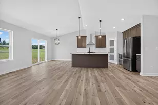 2132 River Glen Way, Burlington, WI 53105 - Photo 4